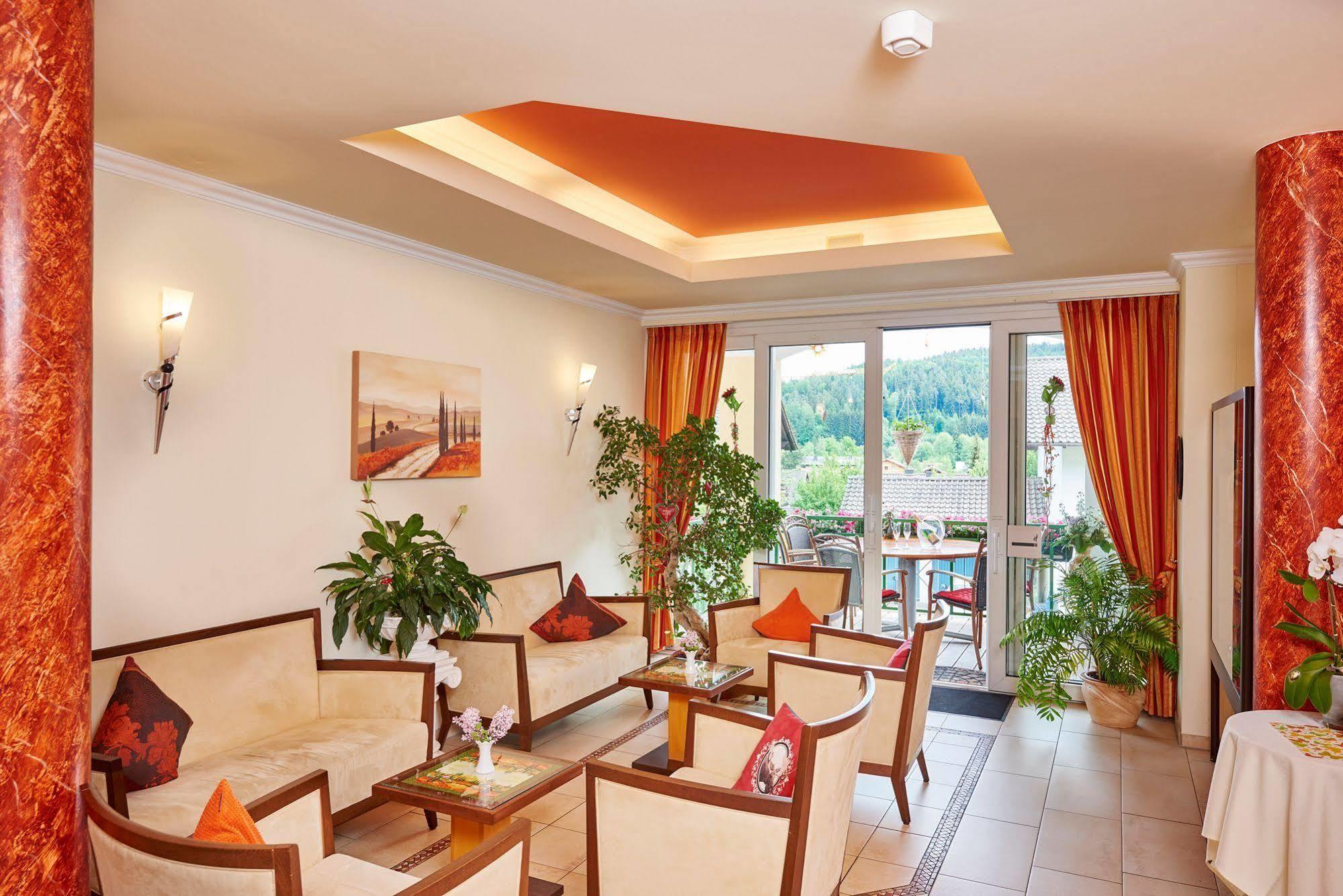 Akzent Hotel Bayerwald-Residenz Neukirchen  Exteriér fotografie