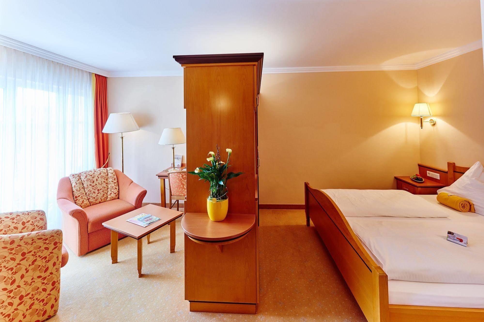 Akzent Hotel Bayerwald-Residenz Neukirchen  Exteriér fotografie